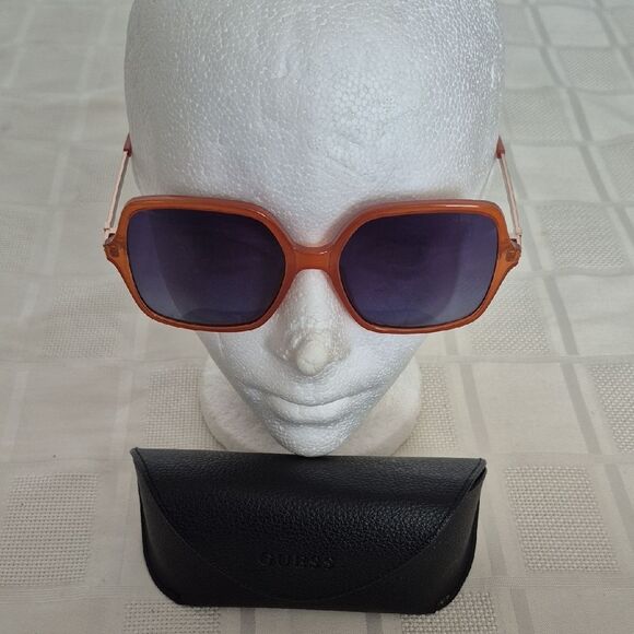Guess Orange Sunglasses with Black Case - Picture 1 of 16